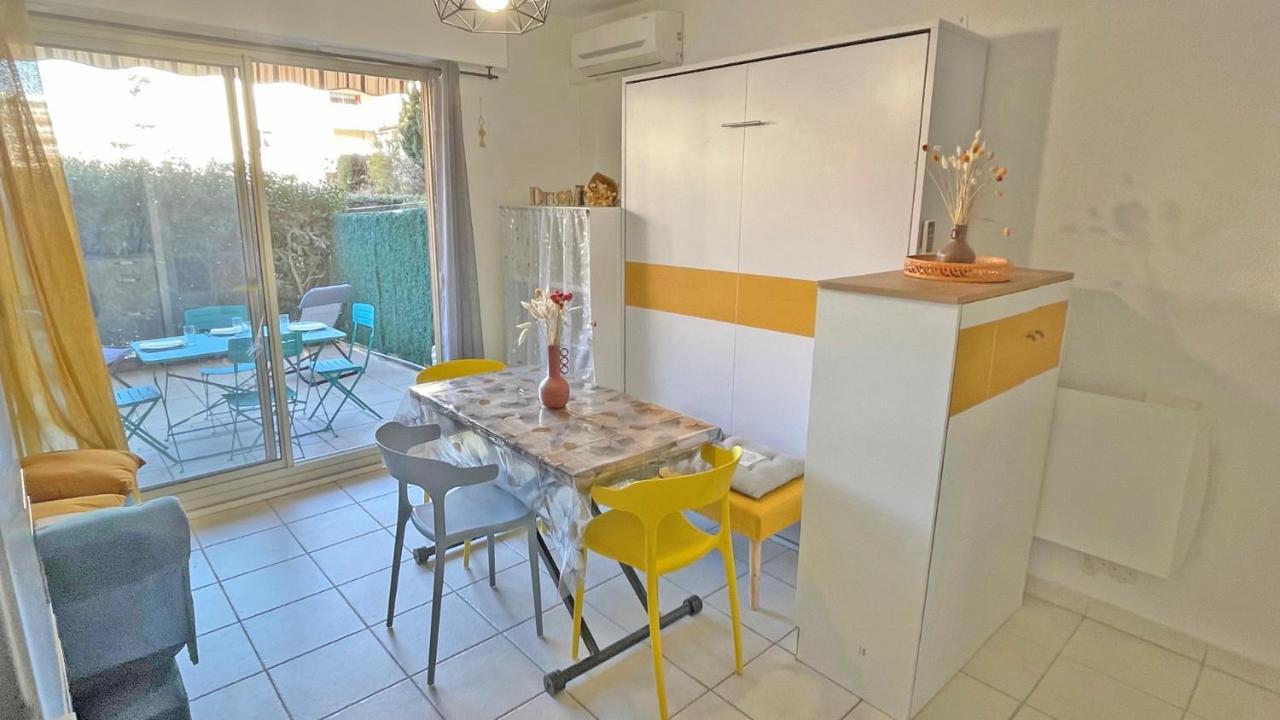 Santa Cruz Apartment Sainte-Maxime Exterior photo